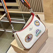 Jisoo代購  小香珍珠鑲鑽woc 21ss新品女款斜挎包 經典雙G時尚單肩包 鏈條拼皮翻蓋斜背包 歷史價格詳細信息