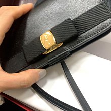 Ferragamo Mobile Phone Strap Gancini Pink Beige Silver Hardware Leather 歷史價格詳細信息