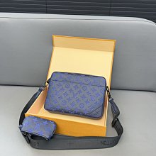 Jisoo代購 L*ouisvuitton DUO二合一 压花邮差包 单肩包 男女通用斜挎包 采用精湛镶嵌细工，经 價格比較,價格查詢,歷史價格詳細信息