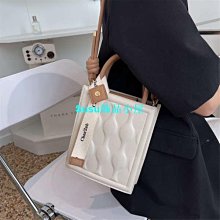 2024年新款包包抖音推薦史努比聯名款手提帆布包包女潮托特包斜揹包手提包斜背包女帆布包大容量斜挎包ins可愛學生-西可小鋪❤️ 歷史價格詳細信息