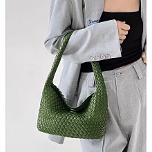 輕奢女包新款2024夏季菜籃子包包女士斜挎包百搭手提水桶包 歷史價格詳細信息