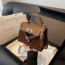 斜背包包新款潮夏季高級質感小眾大容量簡約時尚單肩腋下包女-悅享樂購滿599免運 歷史價格詳細信息