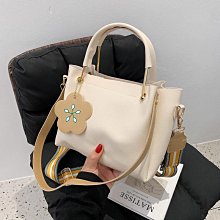 《新年紅》今年流行一整套穿搭女早秋薄款休閑針織開衫背心短裙三件套裝 歷史價格詳細信息