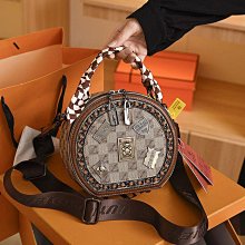 2023新款女士高爾夫球鞋防滑透氣運動百搭休閒白色固定釘超纖鞋子 歷史價格詳細信息