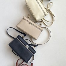 Loro piana L19 extra pocket  奶油蜂蜜色????19×11×6.5cm 歷史價格詳細信息