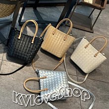 KVLOVE SHOP〥外貿單 時尚四色字母拉鍊牛皮+尼龍手提單肩餃子包包 4色〥 歷史價格詳細信息