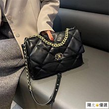 潮流菱格側背包 硬殼斜背包 人體工程學 韓防水胸包 休閒單肩包 男士 快取包 隨身小包 包包男 可容納9.7寸ipad-陽光優選 歷史價格詳細信息