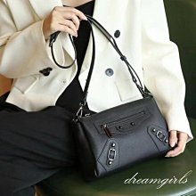 DG韓系鞋坊- 韓 防潑水微笑水鑽側背包 尼龍包 LOVE拉鏈 可愛斜背包(可放長夾)【21F0098】現貨+預購 歷史價格詳細信息