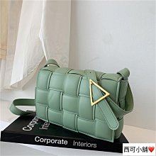 枕頭新款夏季涼感冰絲護頸枕芯枕頭護頸椎助睡眠家用成人 歷史價格詳細信息