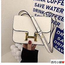 小方包ins春季包包女2024新款單肩斜揹包少女亮片寬肩帶小方包蹦迪女包休閒 大容量 側揹包 手提包 斜跨斜揹包-陽光優選 歷史價格詳細信息
