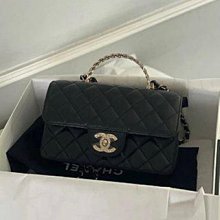 24A  kelly粉棕色大號出現貨啦～ 真的可愛到我了本季呼聲最高又壹只複古時尚輪回的包????1997Kelly再度回歸 歷史價格詳細信息