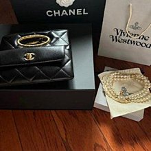 CHANE*24B新品 雙C厚底小皮鞋❤️ 本期最愛的厚底小皮鞋 非常適合小個子的女生 歷史價格詳細信息
