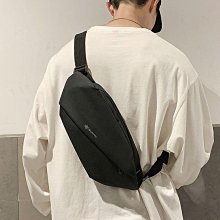 日系簡約帆布挎包男潮牌大容量休閒學生上課韓版手提單肩包斜跨包 歷史價格詳細信息