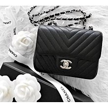 二手 Chanel Gabrielle Hobo mini 流浪包 白色 單肩包 鏈條包 現貨 歷史價格詳細信息