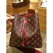 原廠LV抽屜式大紙盒精品盒 內含同款束口提袋 緞帶 LOUIS VUITTON 歷史價格詳細信息