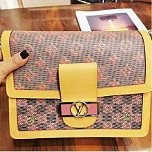 MONOGRAM 1/25 法拉利 FERRARI  GTO (門全可開.附精細引擎內構) 歷史價格詳細信息