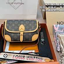 飛機盒封口貼紙禮盒裝飾不乾膠列印簡約禮物盒防拆封條 歷史價格詳細信息