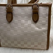 便宜出清女用包包手提三層包 手提包 歷史價格詳細信息