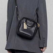 法國小眾小包包女夏2022新款時尚高級感菱格斜挎鏈條包單肩圓筒包 歷史價格詳細信息