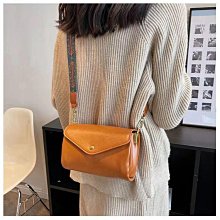 包包女小眾設計新款寬帶腰包韓國東大門胸包百搭紅色小包包斜挎包 歷史價格詳細信息