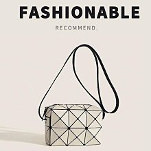 都市簡約時尚小衆刺繡包包   女新款新中式百搭斜挎包   流行國風手提小圓包   外出休閒優雅包包-李李 韓國女裝 歷史價格詳細信息