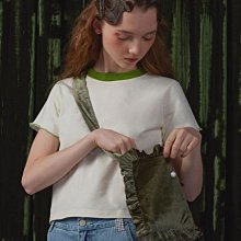 斜挎包側背包 chic包包女2023新款韓版時尚百搭簡約小包單肩斜挎復古港風小方包 歷史價格詳細信息