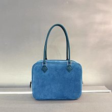 反正皮手提包30× 44×10cm帶46cm(桌右）沒用9.5成新 歷史價格詳細信息