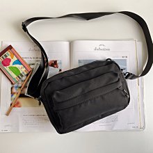 【里樂@ LeaThER】日系純色收納包 化妝包 帆布包帆布袋筆袋 衛生棉包  巧 732 歷史價格詳細信息