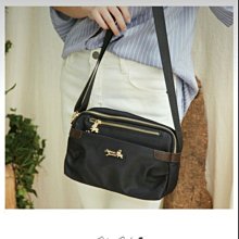 Rebecca bonbon 日本狗頭 (滴膠多功能隨身包) 側背包 全新未使用便宜出清 / (A1-5) 歷史價格詳細信息