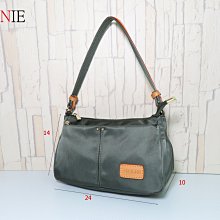 **Bonnie** 微光澤蝴蝶印花 尼龍 防潑水 多隔層 斜背包＋歐洲植鞣牛皮 歷史價格詳細信息