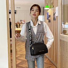 DANDY 斜側包中容量二層主袋+外袋共六層8寸平板防水尼龍布 歷史價格詳細信息