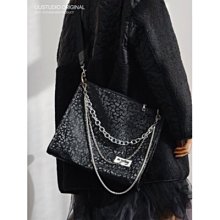 IM 個性網紅愛款 鋸齒切爾西厚底鉚釘徽章中筒靴/鉚釘徽章黑色切爾西靴 歷史價格詳細信息