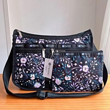 Lesportsac 全新繡花水餃包（大） 歷史價格詳細信息