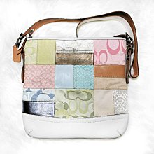 Coach 灰白色麂皮側肩包  (二手) 歷史價格詳細信息