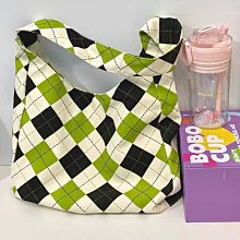 棋盤上的獵戶座 1 歷史價格詳細信息