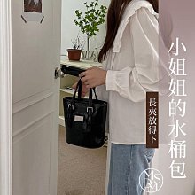 單肩包簡約小眾設計包女2023新款潮大容量休閒上課通勤女包託特包 歷史價格詳細信息