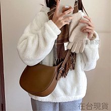 包包女斜背包 URBAM REWIWO官方正品辣妹保齡球包小眾高級感2024新款斜挎小包女-李李 韓國女裝 歷史價格詳細信息