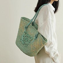 Loewe 大款酒椰纖維編織和小牛皮拼接 大象 包 歷史價格詳細信息