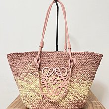 Loewe 大款酒椰纖維編織和小牛皮拼接 大象 包 歷史價格詳細信息