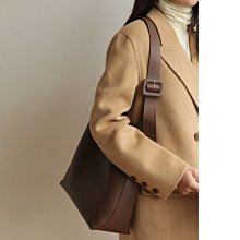 [牛皮] 2色 復古優雅感法式浪漫絲絨真皮小方包 單肩斜背細膩皮革女包 黑色 正韓質感 SISTERXOXO KOREA 歷史價格詳細信息