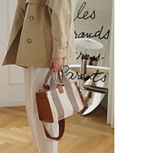 日本牛皮方正方包枕頭包通勤 實拍 黑色 黃色 白色 棕色 歷史價格詳細信息