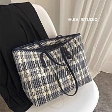 下殺-大容量包包秋冬新款網紅復古公文包JD女小眾設計單肩斜挎大包潮 歷史價格詳細信息