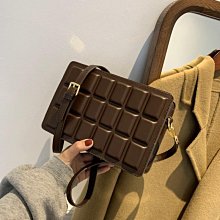 小眾設計包包高級感女包輕奢女士2023新款馬鞍包質感斜挎 歷史價格詳細信息