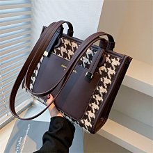 時尚潮流高級感腋下小 女士潮酷新月 流行單肩斜背 歷史價格詳細信息