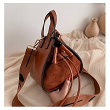 下殺-上新法式小眾流行鏈條斜跨小包包女JD新款潮韓版質感單肩斜挎包 歷史價格詳細信息