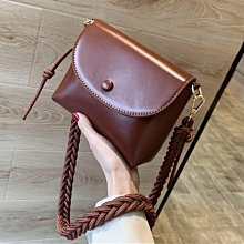 《新年紅》今年流行一整套穿搭女早秋薄款休閑針織開衫背心短裙三件套裝 歷史價格詳細信息