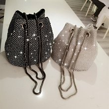 水桶包 造型包 單肩背 側背包 斜背包 可愛 女包 學生 小包 小方包 - 裝萌兔耳造型斜背包 包女新款潮流迷你網紅水桶-西可小鋪❤️ 歷史價格詳細信息