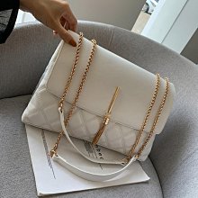 下殺-包包女大容量新款潮斜挎大包韓版網JD紅百搭簡約時尚單肩托特包 歷史價格詳細信息