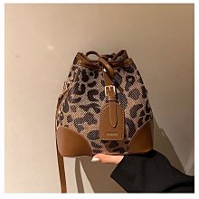 下殺-豹紋包包女包秋冬新款豹紋潮流水桶JD包韓版潮流網紅單肩斜挎包 歷史價格詳細信息