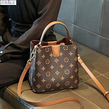 【熱賣精選】Viney包包女爆款2022新款時尚斜挎包高級感洋氣百搭ins單肩手提包 歷史價格詳細信息